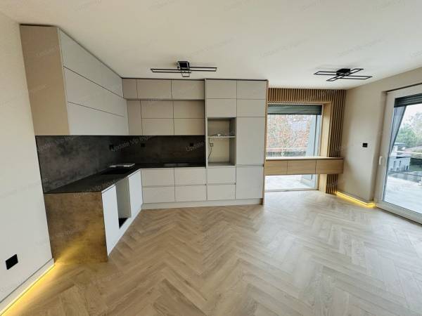 #9124 ZAMÁRDIBAN ÚJ ÉPÍTÉSŰ BERENDEZETT, LUXUSLAKÁS ELADÓ!