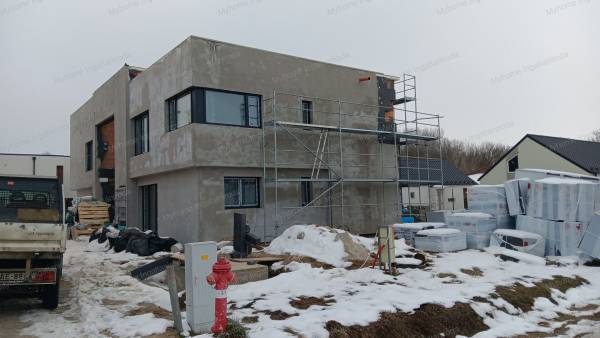 #7580 Siófok Sóstó Sáfrány utca Újépítésű 6 lakásos társasház