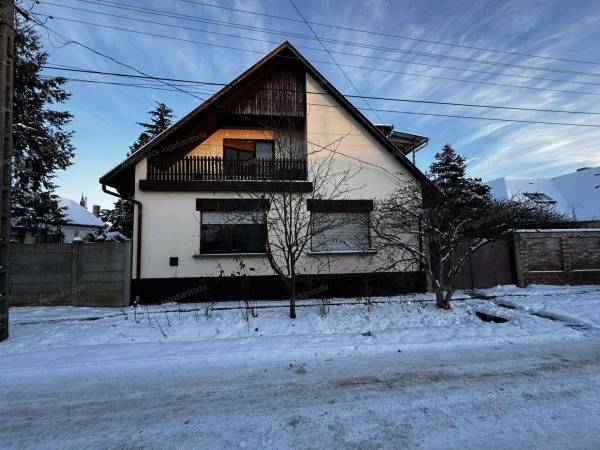 #4891 Eladó Családi ház Gyulán!