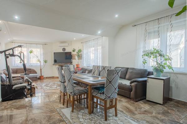 #7693 Eladó házrész Budapest, XX. kerület