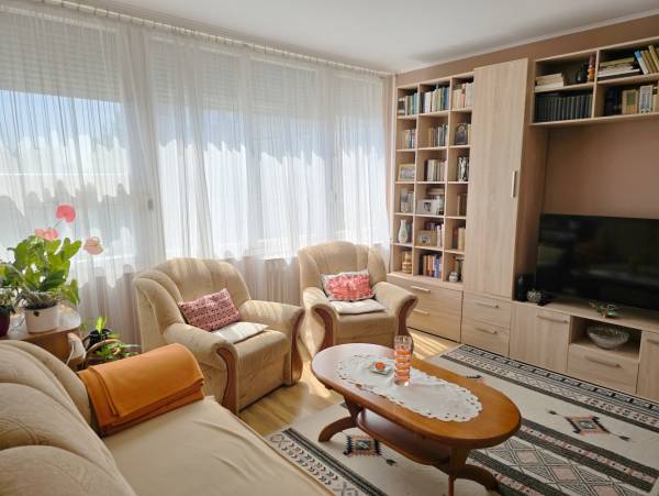 #13115 Hívja a tulajdonost: Hodján Orsolya, +36302636919