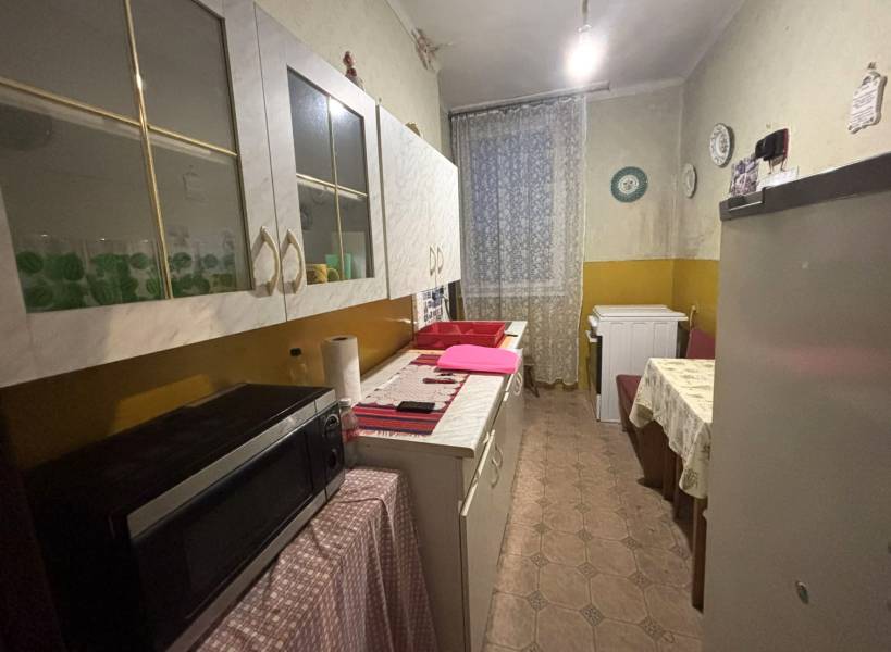 #4604 Tatabánya Kertvárosban földszinti tégla építésű lakás Eladó!