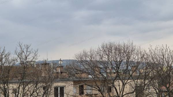 #8996 2 SZOBÁSSÁ ALAKÍTHATÓ ERKÉLYES PANORÁMÁS VILÁGOS LAKÁS A GELLÉRTHEGYNÉL