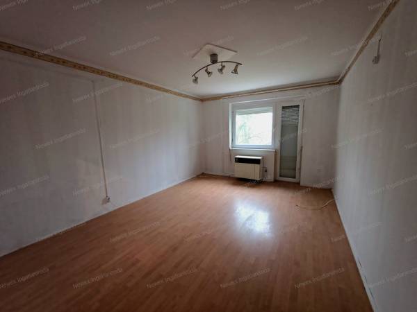 #4538 Eladó egy 48 m²-es, téglaépítésű lakás Putnokon