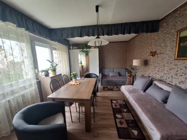 #9549 Eladó lakás Szolnok