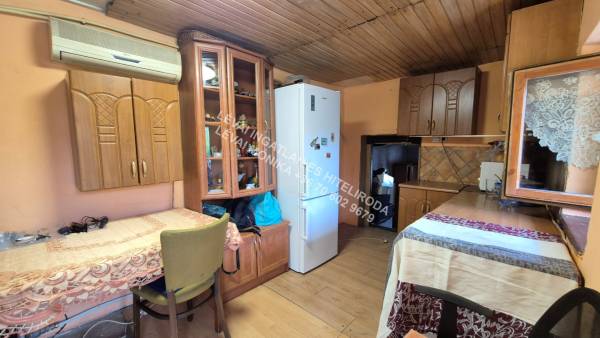 #7744 Békéscsabán, a Veszei Kertekben 35 m2-es gazdasági épület eladó