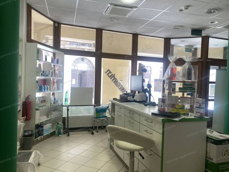 #5837 Nagykanizsa belvárosában, frekventált helyen eladó ez a 131 m2-es utcafrontos üzlethelyiség!