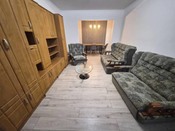 #7054 Eladó, teljes körűen felújított lakás Tatabányán, a Gál István lakótelepen!