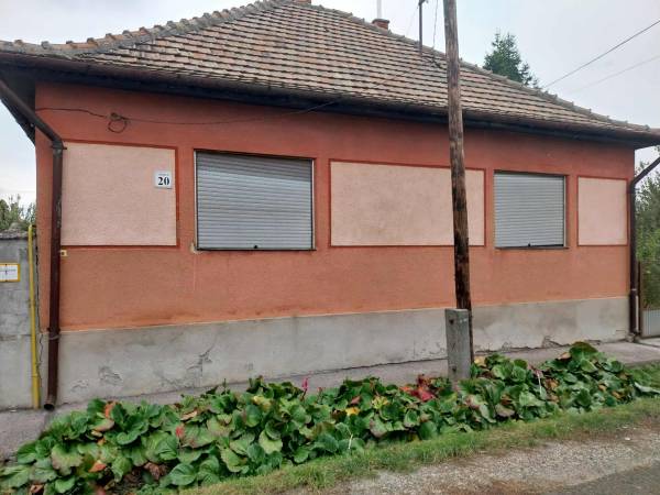 #9019 Eladó családi ház Hatvan