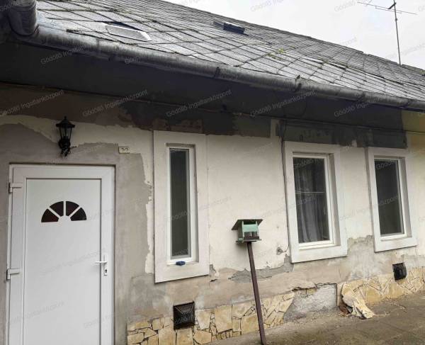 #5683 Eladó házrész Gödöllő