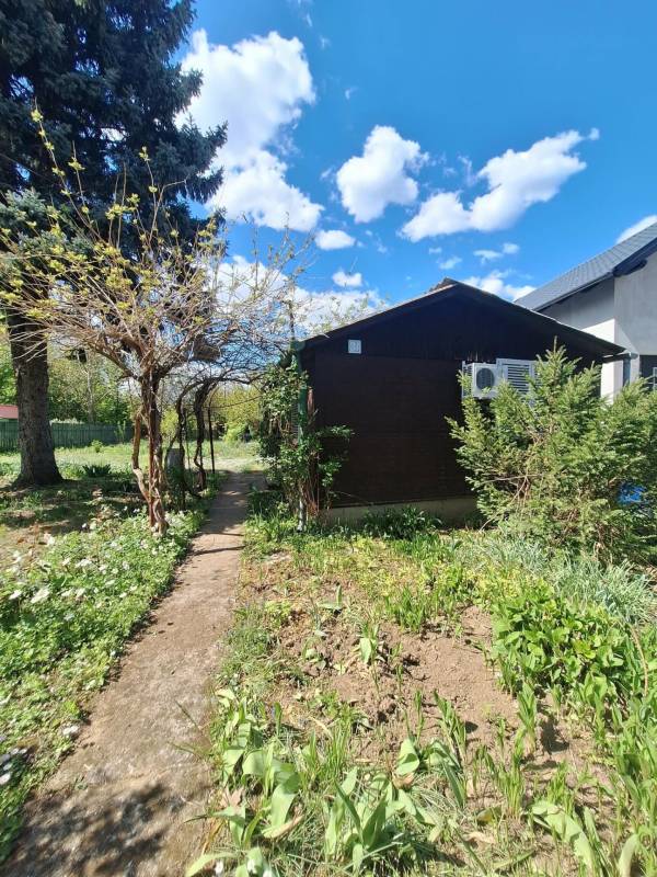 #9858 Eladó nyaraló Szolnok