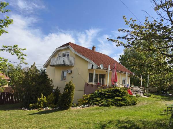 #10019 Eladó lakás Tokod