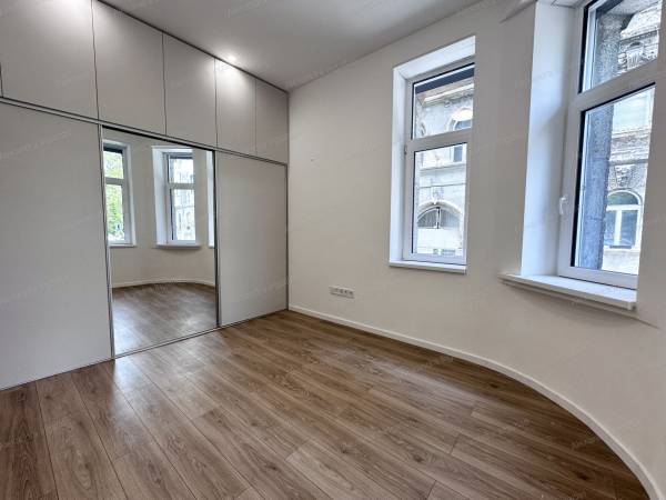 #11631 3 vadonatúj lakás egy helyen, külön vagy egyben is megvásárolható Budapesten!