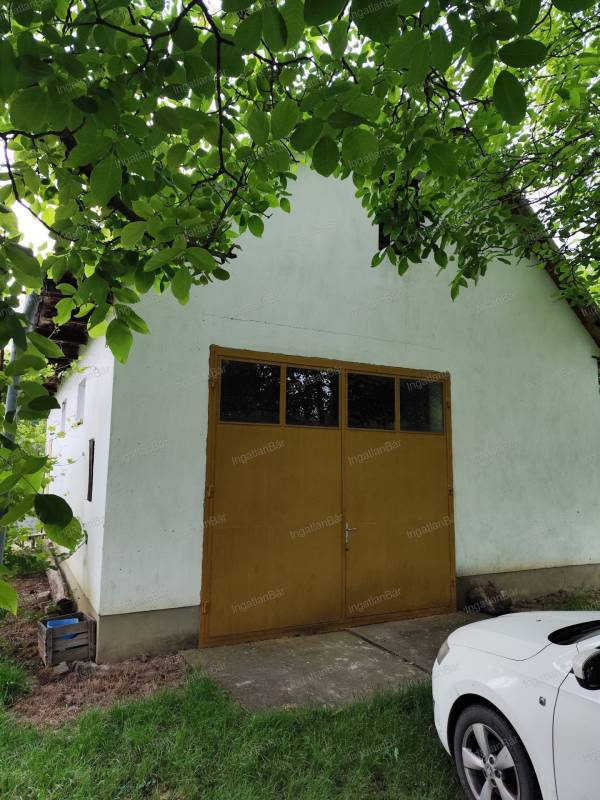 #9683 Mánd gazdasági épület eladó!