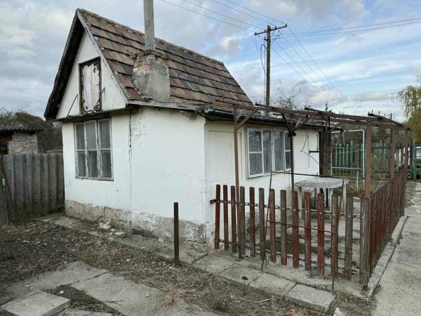 #2656 Eladó kert a Barackosban! 