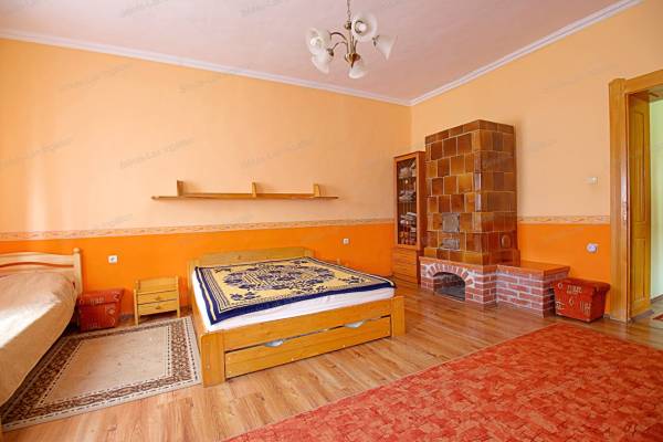 #9518 Polgári ház a belvárosban