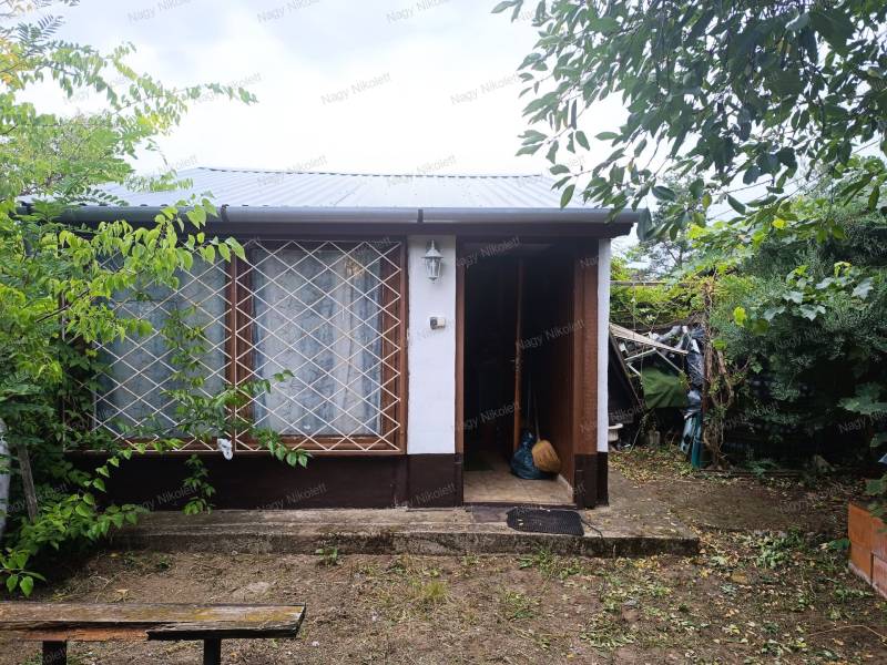 #4053 Eladó zártkert Debrecen