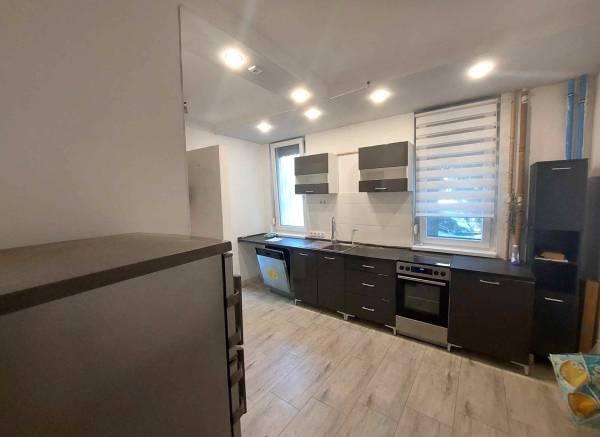 #8445 Tatabányán 51nm-es Földszinti lakás Eladó!