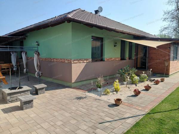 #9680 Kihagyhatatlan ajánlat Nyíregyházán – új építésű családi ház verhetetlen ár-érték aránnyal!