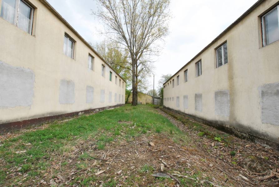 #4023 #BATTA #IRODA #IDŐSEKOTTHONA #ÜZLETHELYISÉG #MŰHELY #OKTATÁS #LEHETŐSÉGEK