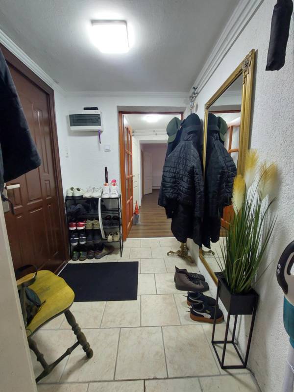 #4921 Eladó házrész Baja