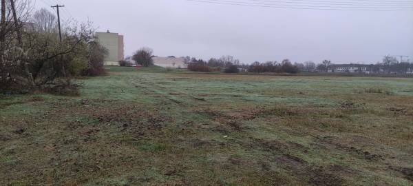 #4356 Szolnokon a Széchenyi lakótelep mellett telek eladó