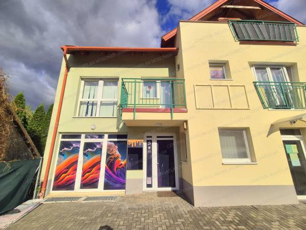 #8067 172m2-es üzlethelyiség eladó legjobb helyen a Városközpontban!