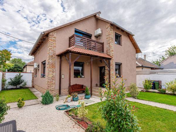 #10056 Eladó családi ház Budapest, XX. kerület