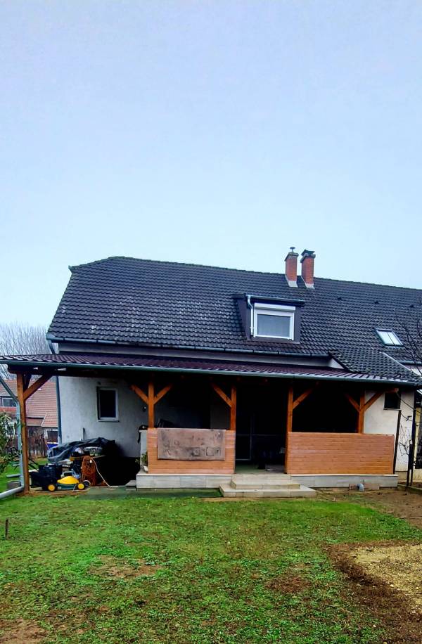 #3828 Nyíregyháza - Borbányán szintes ikerház eladó!