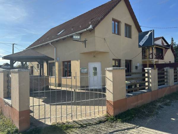 #3667 Eladó Panzió Kazincbarcika