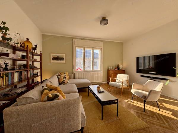 #4358 Felújított családi ház eladó Zalaegerszegen, belváros közelében, garázzsal és kerttel