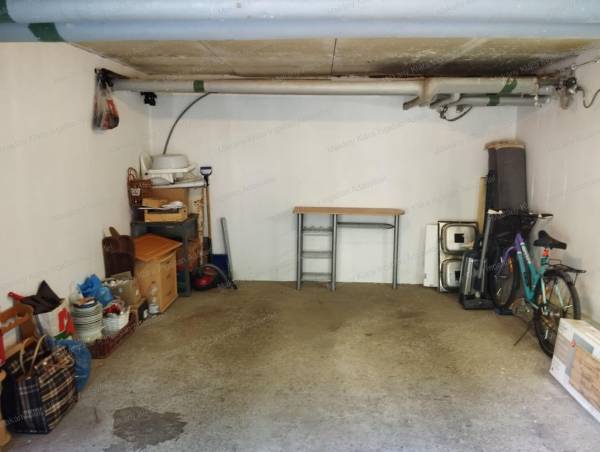 #9892 Kecskeméten a Széchenyivárosban GARÁZS eladó!!