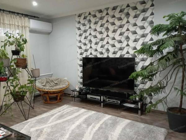 #7003 Saját erdő, parkosított udvar, békés környezet – ritka lehetőség