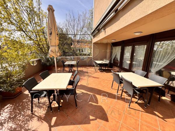 #5881 Eladó irodaház Budaörs