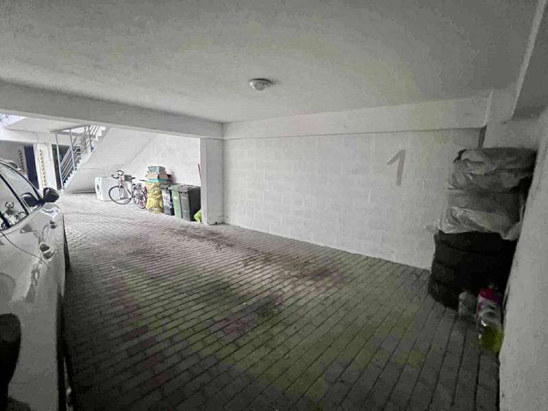 #6708 Eladó garázs Pápa