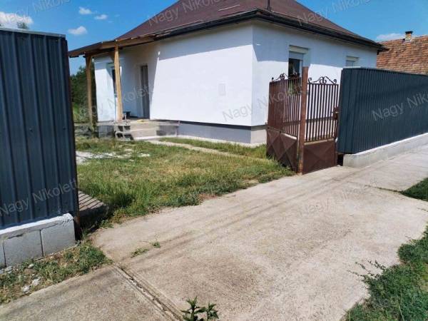 #9629 Eladó családi ház Sáránd