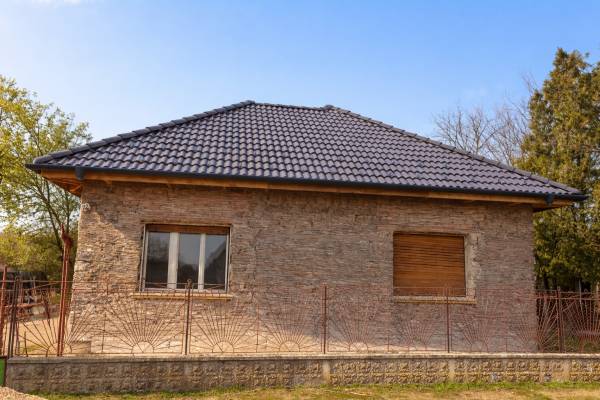 #7269 Felújítandó családi ház kiválló lehetőségekkel