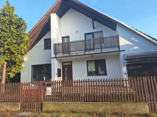 #4258 Eladó családi ház Jászkisér