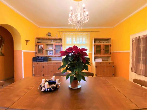 #10185 Barátságos, meleg otthon Sarkad belvárosában