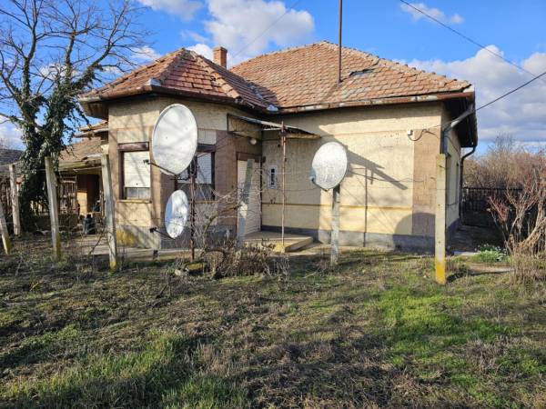 #7271 Szelevényen családi ház eladó