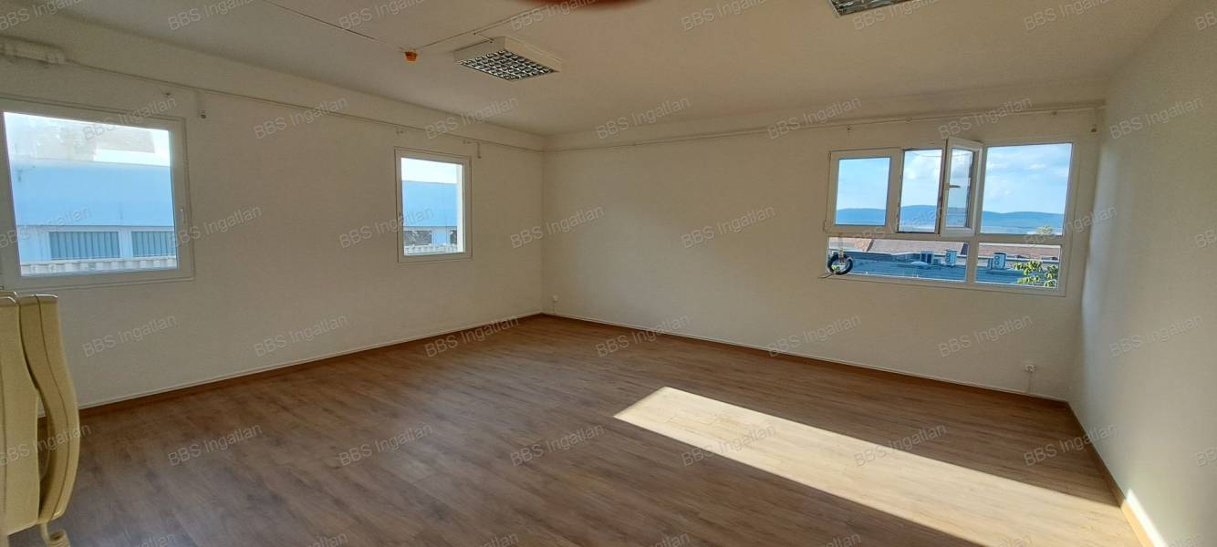 #1177 Veszprém városközpontban irodák eladók