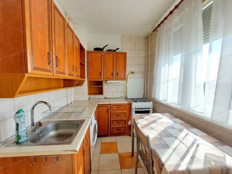 #7739 Panorámás, 2 külön nyíló szobás lakás eladó Szegeden – Retek utcában