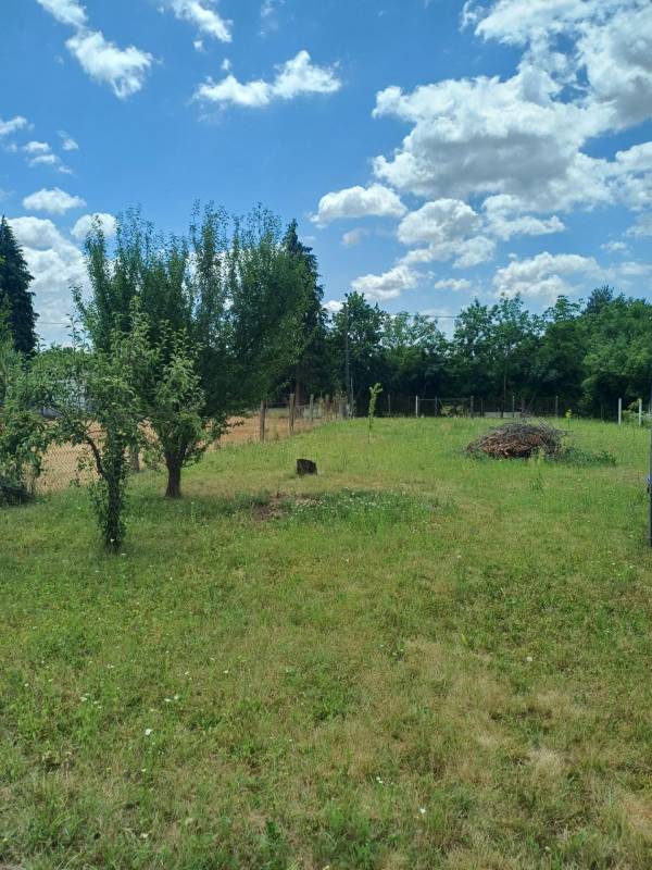 #2423 Szoombathelyen telek eladó!