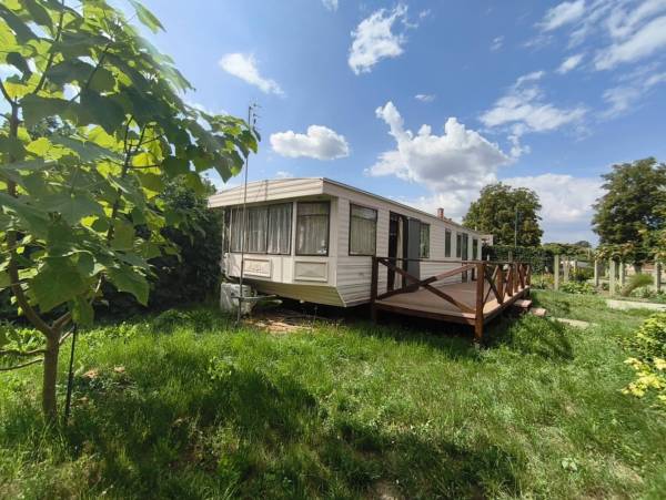 #8839 Jászapátin fürdő közelében mobilház eladó