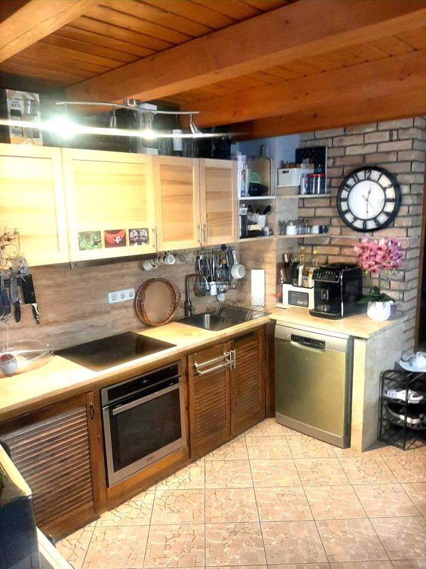 #8468 ELADÓ Süttőn egy átalakított présház!