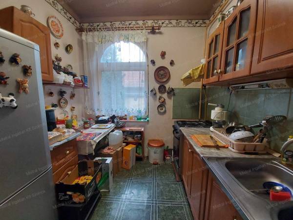 #8726 Családi házként használható üdülő eladó!