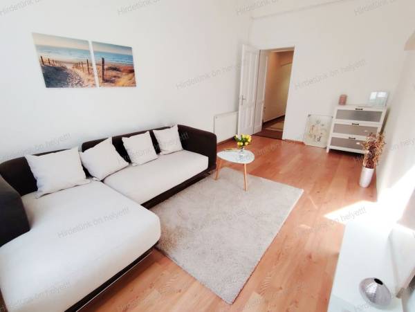 #9301 Hirdetünk Ön helyett!