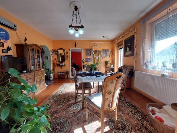 #4355 Eladó családi ház Szeremle